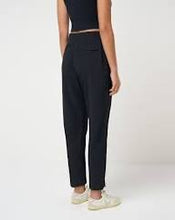 Load image into Gallery viewer, Travis Mathew Moontide Pant