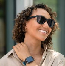 Load image into Gallery viewer, Chamelo Dusk Classic Sunglass
