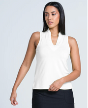 Load image into Gallery viewer, Lucky in Love Placket S/L
