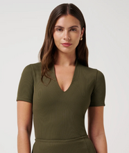 Load image into Gallery viewer, Travis Mathew Limitless Top
