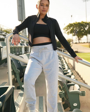 Load image into Gallery viewer, Travis Mathew Skyloft Jogger
