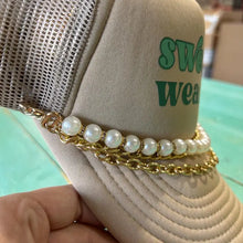 Load image into Gallery viewer, Trucker Hat Chain
