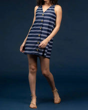 Load image into Gallery viewer, Smith &amp; Quinn Dorothy Dress
